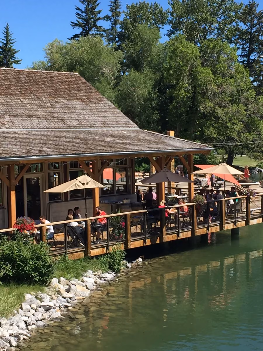 The patio and dining room at Seasons of Bowness Park